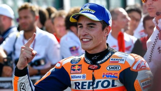 Marquez felice dopo la vittoria nel GP di San Marino. Ansa