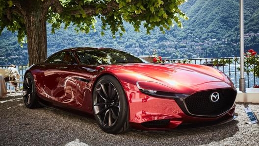 La concept RX-Vision a Villa d’Este sul lago di Como