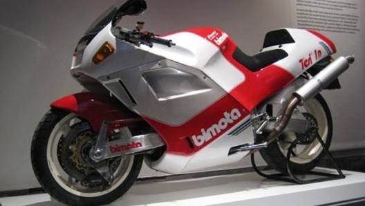 Una Bimota Tesi 1D commercializzata nel 1990