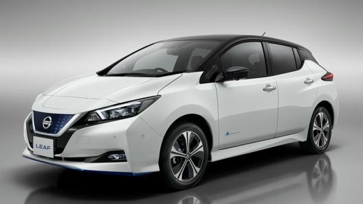 La Nissan Leaf appartiene per dimensioni al segmento C, data la lunghezza di 4.490 mm