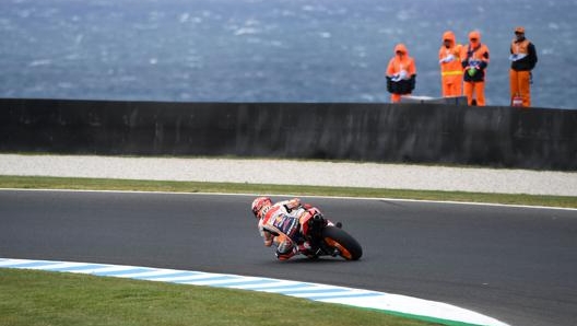 Suggestivo passaggio di Marc Marquez a Phillip island. Afp