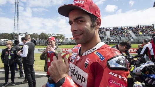 Danilo Petrucci prima della partenza a Phillip Island. Ciamillo e Castoria