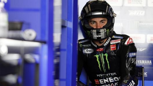 Maverick Viñales ai box. Epa