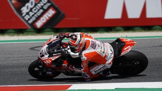 Michele Pirro a Misano durante gara 2 di Superbike. LaPresse