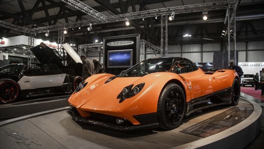 La Zonda con livrea ispirata alle Mercedes: un maestoso motore V12 da 6 litri