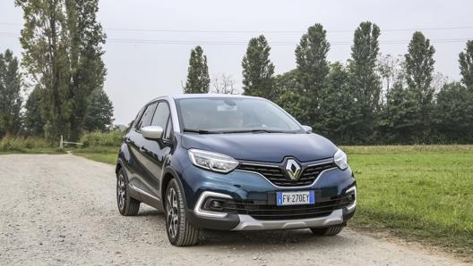 La prova della Captur con motorizzazione a benzina TCe 150 e cambio automatico Edc