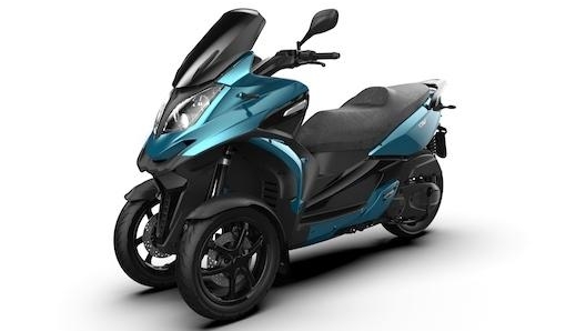 QV3, lo scooter con tre ruote e motore da 346 Cmc