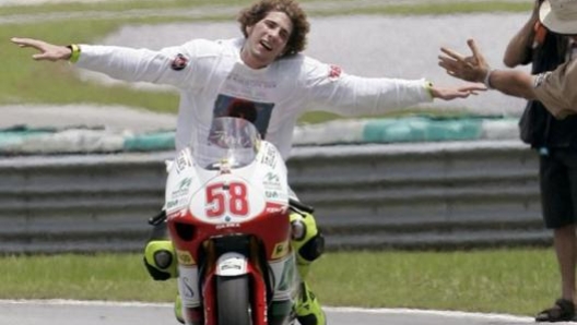 Marco Simoncelli lanno del suo titolo mondiale in 250