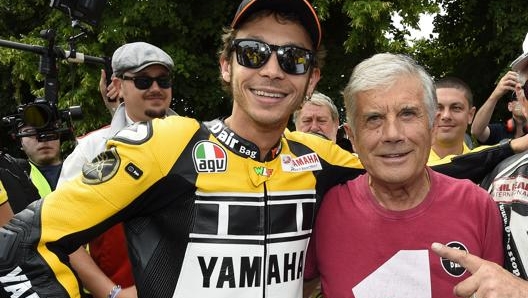 Da sinistra Valentino Rossi e Giacomo Agostini. Archivio