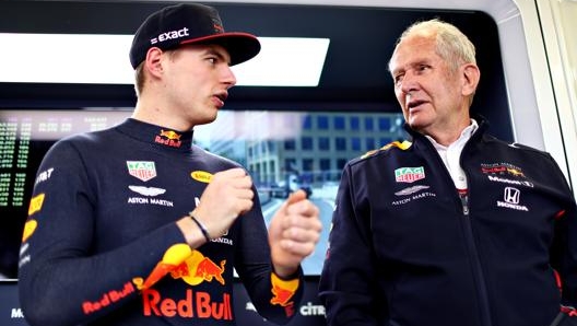 Da sinistra Max Verstappen e Helmut Marko. Getty