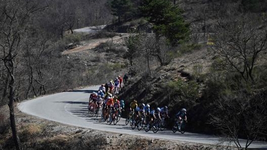 Il passaggio della Parigi-Nizza 2019 sul Col de Turini. Afp