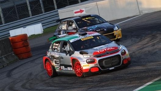 La Citroen C3 di Luca Rossetti tallonata dalla Skoda Fabia di Marco Roncoroni durante le prove