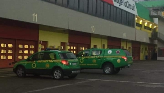 Auto della Protezione Civile. L’autodromo è diventato centro logistico