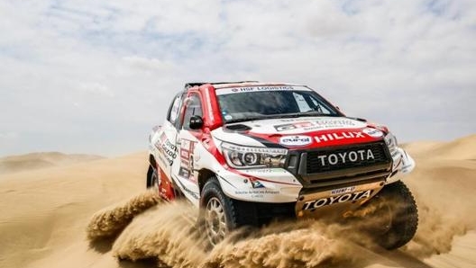 La Toyota Hilux che verrà guidata da Fernando Alonso, Nasser Al-Attiyah, Giniel de Villierse e Bernhard Ten Brinke