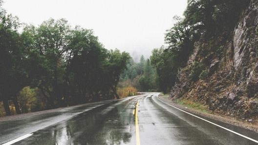 Vanno tenute sotto controllo le condizioni meteo prima di partire