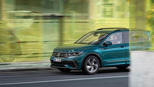 Volkswagen Tiguan: tecnologica e connessa