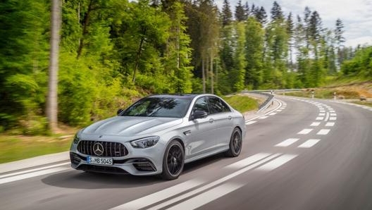 Mercedes Amg E 63, il restyling della berlina