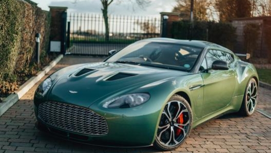 La Aston Martin V12 Zagato in vendita è in verde