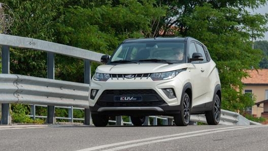 La Mahindra Kuv100 ha prezzi di listino che partono da 11.990 euro