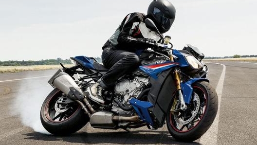 Entro la fine del 2020 potrebbe arrivare la Bmw S 1000 R rinnovata