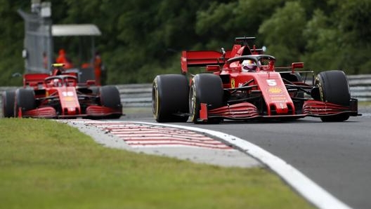 Sebastian Vettel e Charles Leclerc. Ap