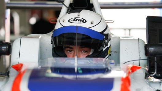 Lorenzo Patrese sulla monoposto per il campionato F.4 Italian. PhotoPellegrini