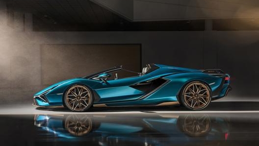 Il design della Sián Roadster coniuga richiami alla storia del marchio e aerodinamica avanzata