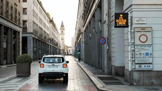 Grazie al geofencing la modalità elettrica si attiva da sola prima di entrare nella  Ztl