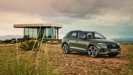 Sempre molto raffinato il design del Suv Audi Q5