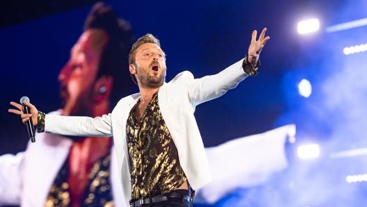 Cesare Cremonini in concerto al Dall’Ara nel 2018. LaPresse