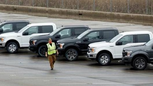 Un piazzale dell'impianto Ford di Dearborn dove si produce il pickup F-150. AFP