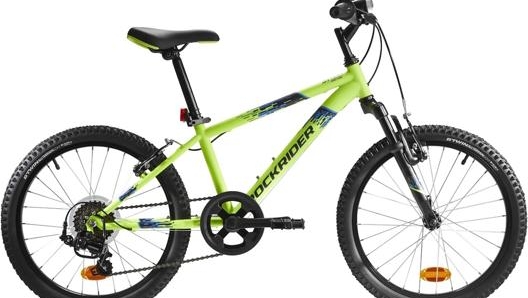 Una mtb per bambini d’età compresa tra 6 e 9 anni del marchio Rockrider