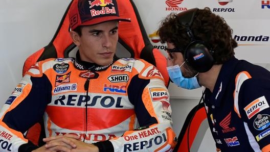 Marc Marquez ai box di Jerez. Afp