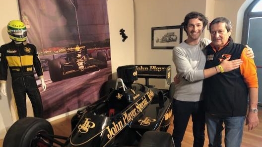 Bruno Senna con Claudio Giovannone e la Lotus 98T di Ayrton. Salvini