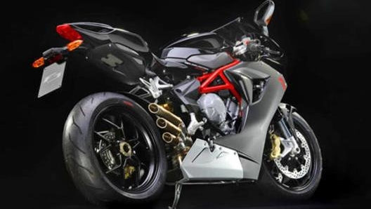 Il tre cilindri trasversare di MV Agusta