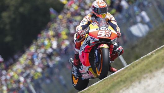 Marc Marquez in azione con la Honda. Archivio