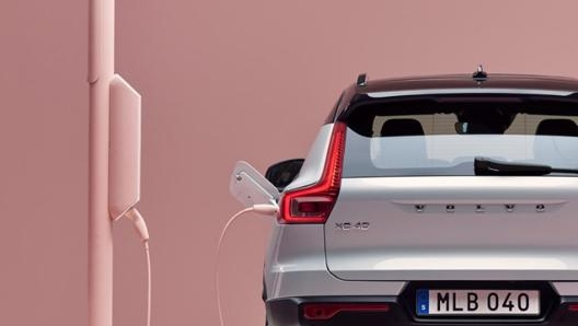 Accordo tra Volvo ed Enel X per wallbox e rimborso dell’elettricità