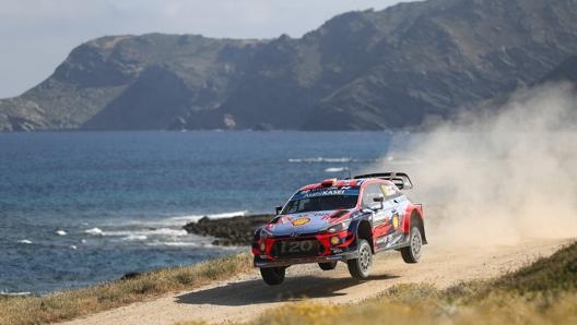 Una bella immagine del Rally di Sardegna 2019