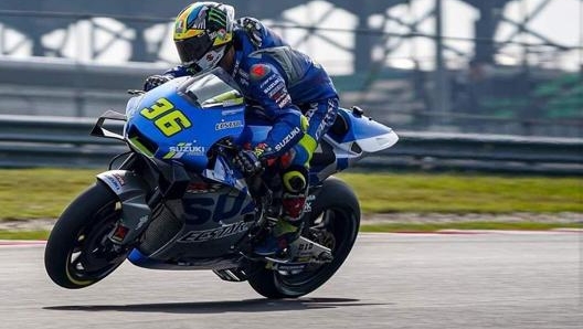 Joan Mir nel corso dei test di Sepang, in sella alla Gsx-RR 2020