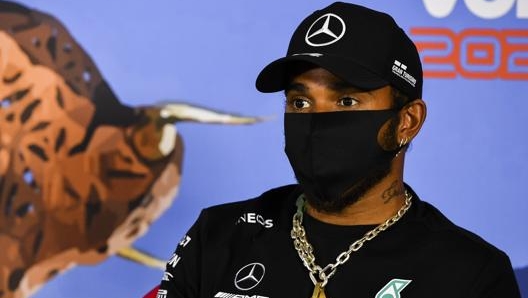 Lewis Hamilton in conferenza stampa in Austria. Ap