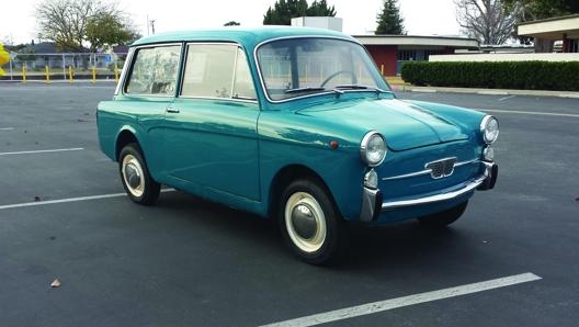 L’Autobianchi Bianchina Panoramica fu prodotta dal 1960 al 1969 su meccanica Fiat 500 Giardiniera. RM Sotheby’s