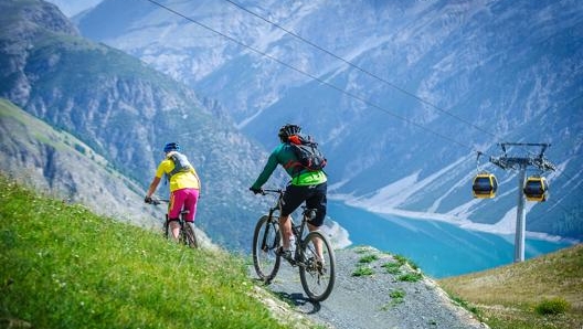 Un tratto del tracciato Roller Coaster con vista sul lago. Apt Livigno