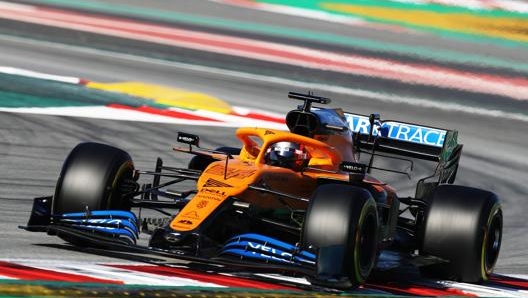 La McLaren di Sainz in pista. Getty