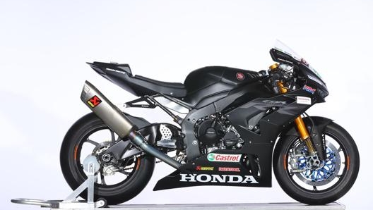 La livrea Pearl Morion Black è disponibile anche sulle Fireblade SP di serie