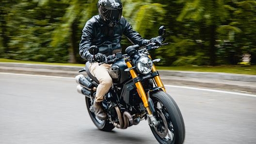 La Ducati Scrambler 1100 Sport Pro in azione durante il nostro test