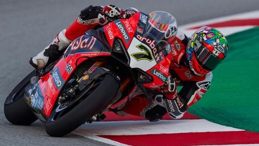 Chaz Davies sul circuito di Montmeló. Epa