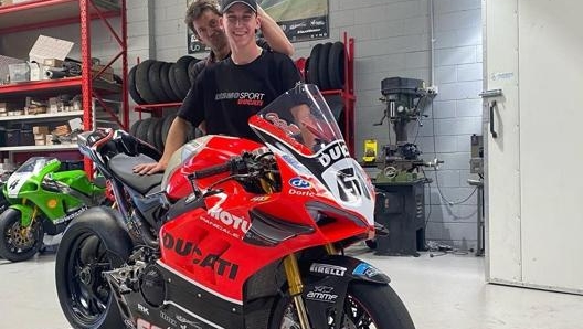 Per rivedere un Bayliss su una Ducati bisognerà aspettare il prossimo weekend: si tratta di Oli, il figlio de mitico Troy