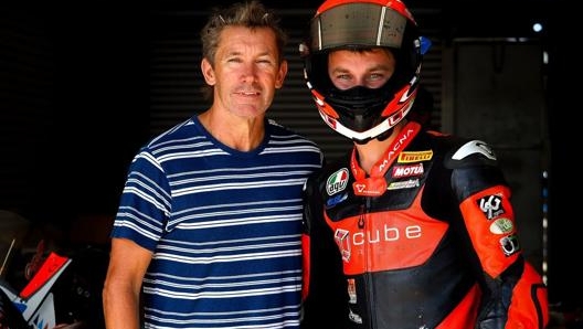 Troy Bayliss con il figlio Oli. WorldSBK