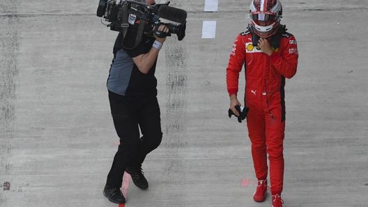 Charles Leclerc molto deluso dopo le qualifiche in Russia. Epa