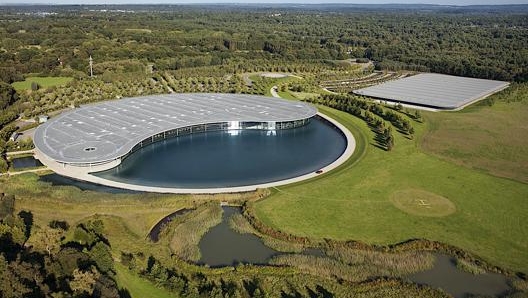 La sede del campus McLaren a Woking